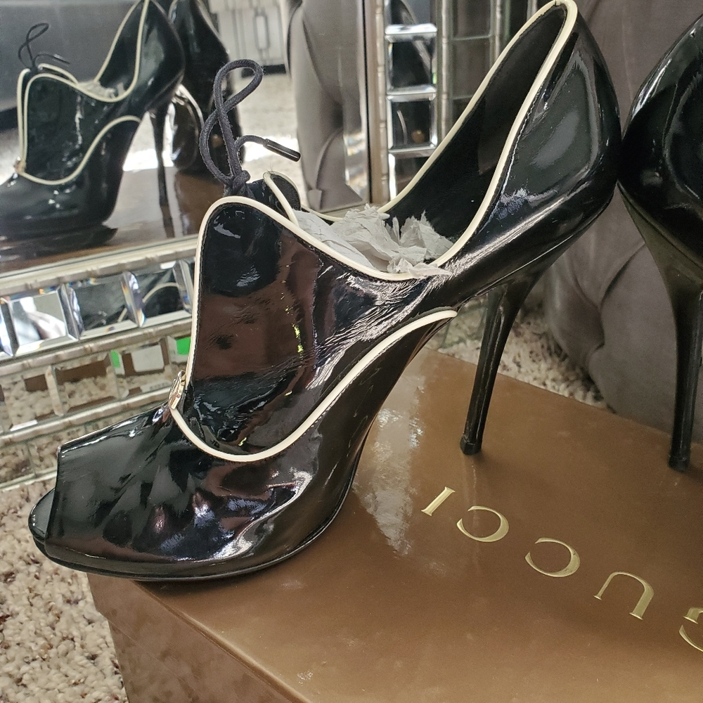 Gucci Booties - image 7